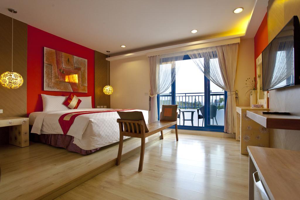 Golden Sea Inn Kenting Exterior photo